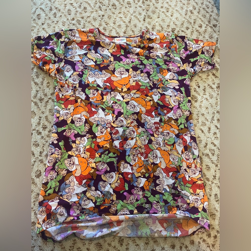 Lularoe unicorn Disney seven dwarfs t shirt